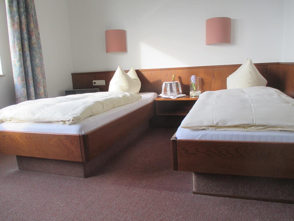Adler Golf-& Tagungshotel Harth-Poellnitz Εξωτερικό φωτογραφία