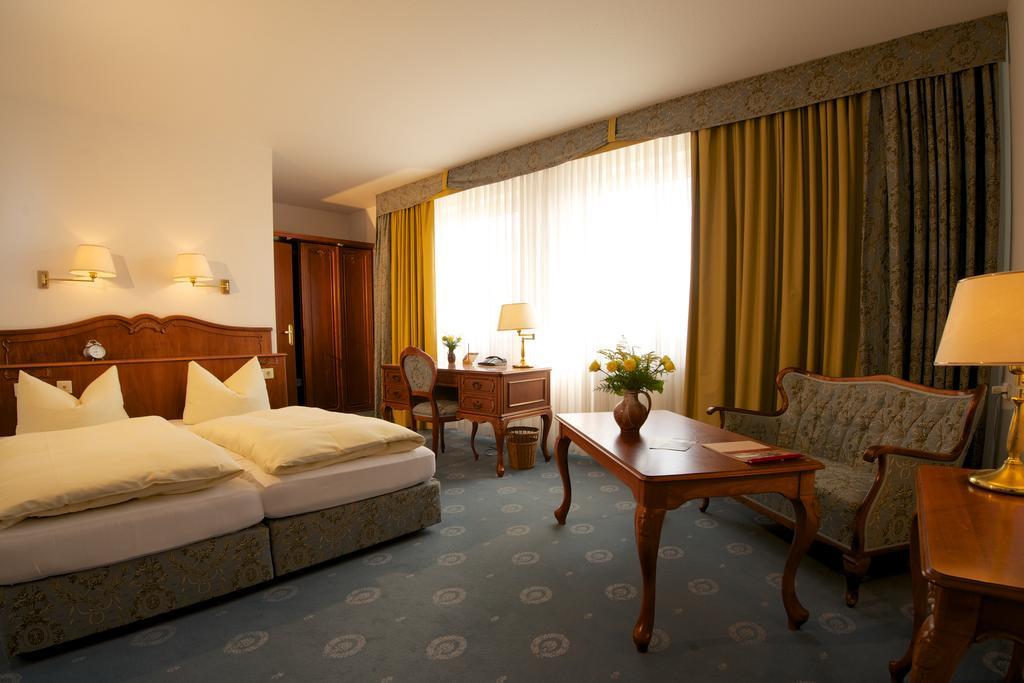 Adler Golf-& Tagungshotel Harth-Poellnitz Εξωτερικό φωτογραφία